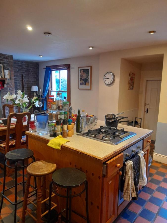 Annesley Park-homestay Ap Séjour chez l'habitant